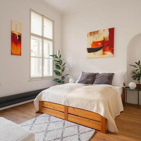 Prague Days - Spacious Designer Studios In City Center - Powder Tower Exterior foto